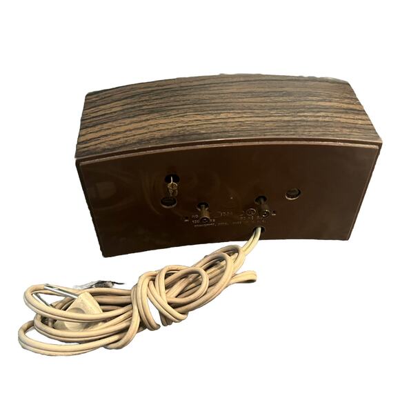 Vintage General Electric Alarm Clock Retro Faux Wood Model 7354 - Works! Nice! - Picture 3 of 4